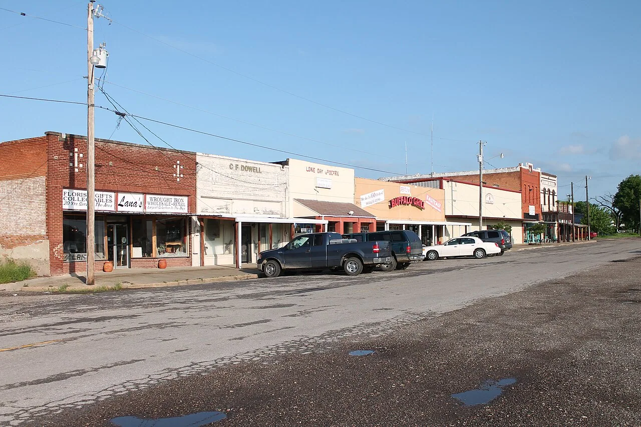 Commercial Roofing in Lone Oak, TX Commercial Roofing in Lone Oak, TX