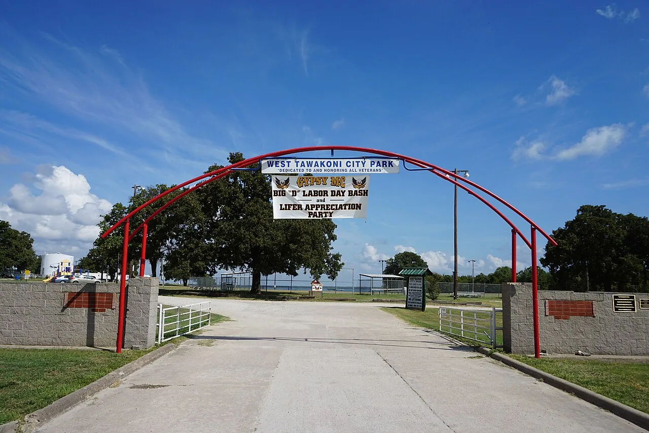 Commercial Roofing in West Tawakoni, TX Commercial Roofing in West Tawakoni, TX