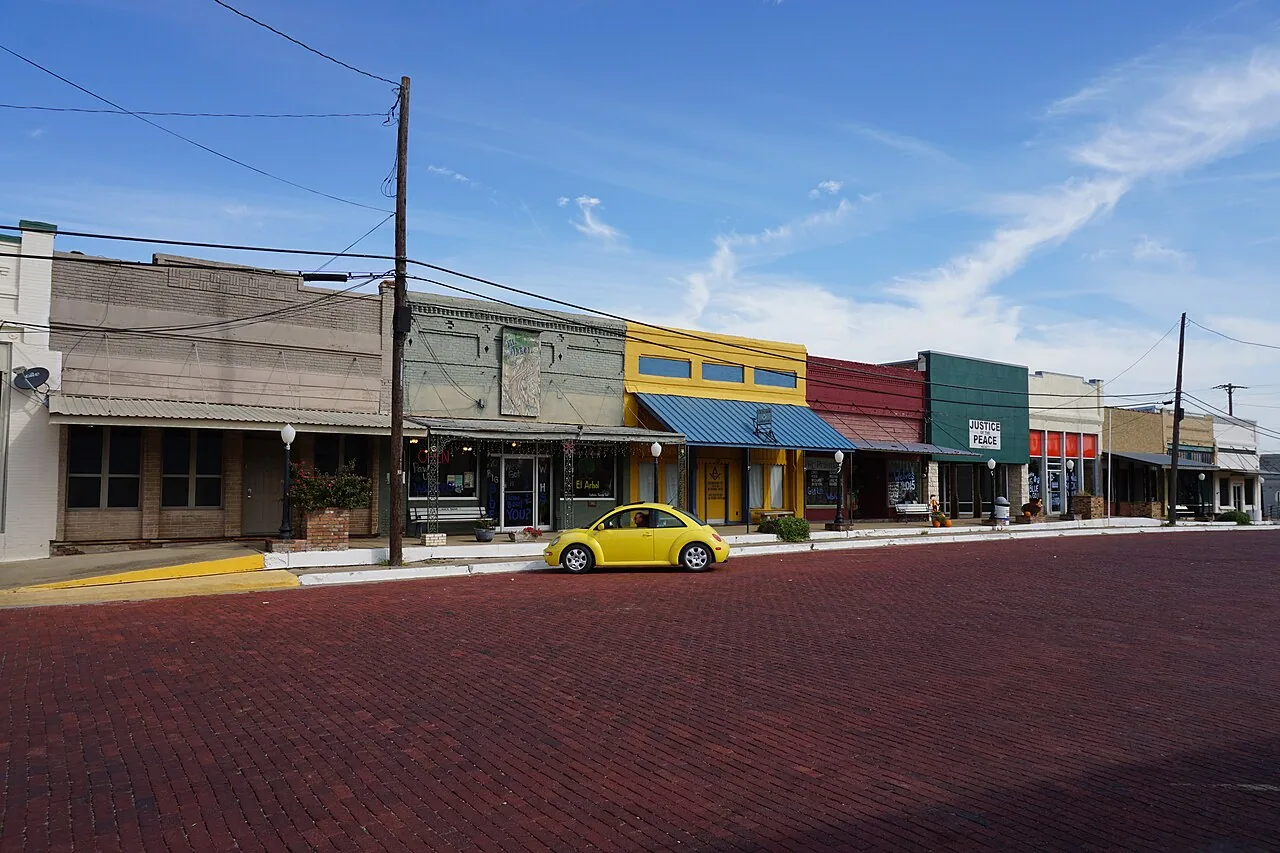 Commercial Roofing in Wolfe City, TX Commercial Roofing in Wolfe City, TX